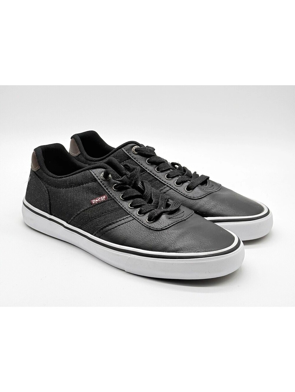Levi's 51776101A Low Top Lace-Up Athletic Sneaker Textile Upper Black/White 8.5
